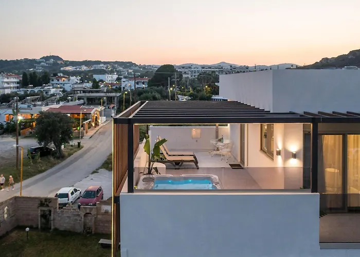 Jimmy's Garden Hotel