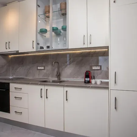 Ξενοδοχείο Jimmy's Garden 3*