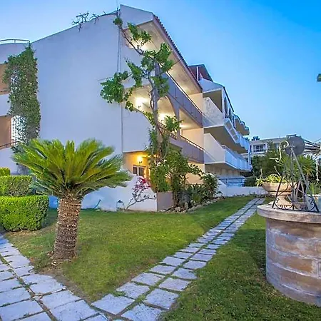 Jimmy's Garden Faliraki