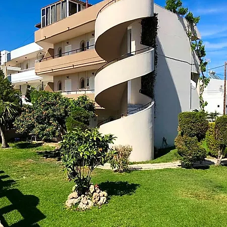Jimmy's Garden 3*