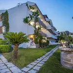 Jimmy's Garden Hotel